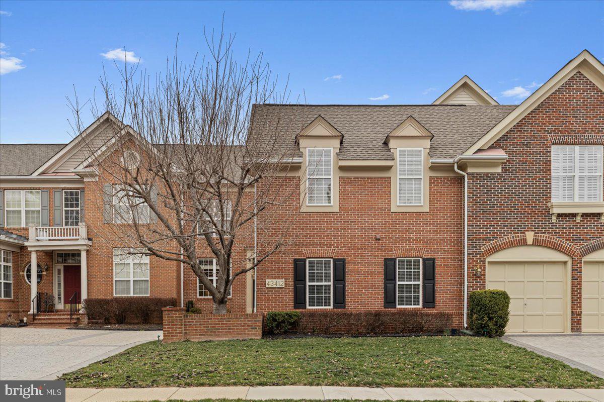 43412 WESTCHESTER SQ, LEESBURG, Virginia 20176, 3 Bedrooms Bedrooms, ,3 BathroomsBathrooms,Residential,For sale,43412 WESTCHESTER SQ,VALO2088984 MLS # VALO2088984