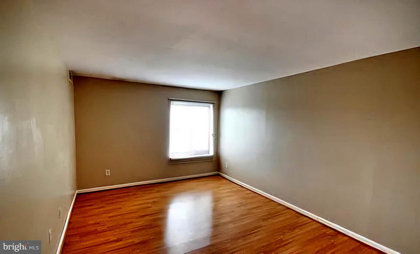 3101 S MANCHESTER ST #620, FALLS CHURCH, Virginia 22044, 1 Bedroom Bedrooms, ,1 BathroomBathrooms,Residential,For sale,3101 S MANCHESTER ST #620,VAFX2223318 MLS # VAFX2223318