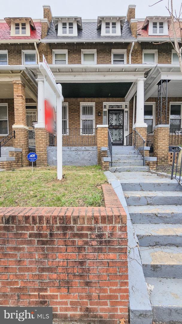 506 IRVING ST NW, WASHINGTON, District Of Columbia 20010, 4 Bedrooms Bedrooms, ,1 BathroomBathrooms,Residential,For sale,506 IRVING ST NW,DCDC2187936 MLS # DCDC2187936