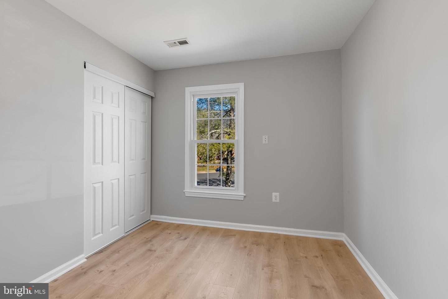 5400 NEW LONDON PARK DR, FAIRFAX, Virginia 22032, 3 Bedrooms Bedrooms, ,3 BathroomsBathrooms,Residential,For sale,5400 NEW LONDON PARK DR,VAFX2225800 MLS # VAFX2225800