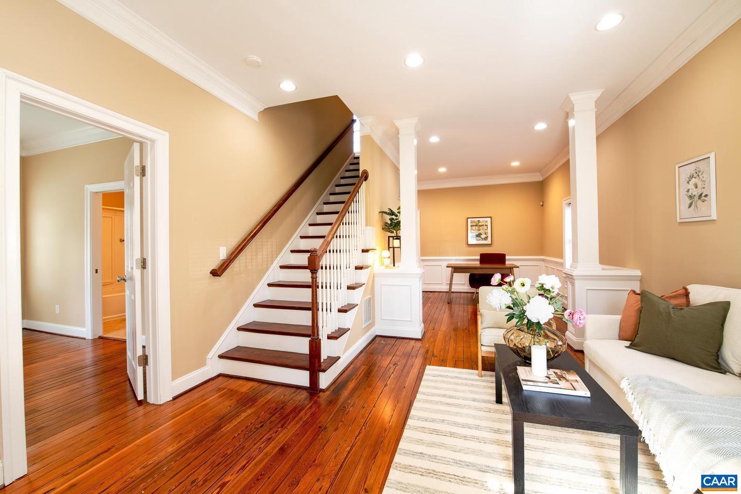 103 LINDEN ST, CHARLOTTESVILLE, Virginia 22902, 4 Bedrooms Bedrooms, ,3 BathroomsBathrooms,Residential,For sale,103 LINDEN ST,661707 MLS # 661707