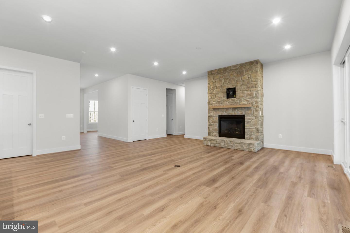 0 FITZWATER DR, NOKESVILLE, Virginia 20181, 4 Bedrooms Bedrooms, ,3 BathroomsBathrooms,Residential,For sale,0 FITZWATER DR,VAPW2089402 MLS # VAPW2089402