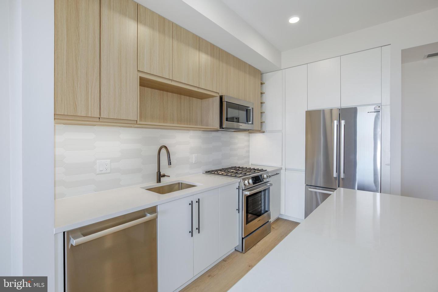 255 W. FALLS STATION BLVD #308, FALLS CHURCH, Virginia 22046, 1 Bedroom Bedrooms, ,1 BathroomBathrooms,Residential,For sale,255 W. FALLS STATION BLVD #308,VAFA2002812 MLS # VAFA2002812
