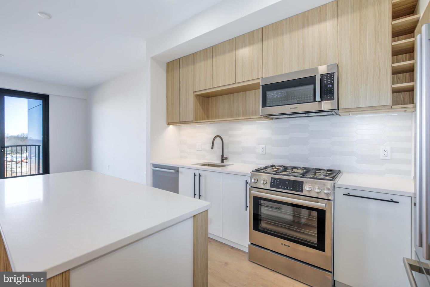 255 W. FALLS STATION BLVD #308, FALLS CHURCH, Virginia 22046, 1 Bedroom Bedrooms, ,1 BathroomBathrooms,Residential,For sale,255 W. FALLS STATION BLVD #308,VAFA2002812 MLS # VAFA2002812