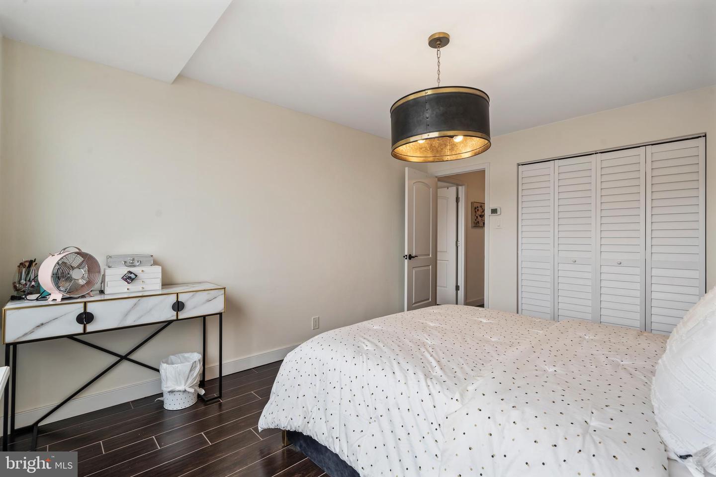 301 N BEAUREGARD ST #916, ALEXANDRIA, Virginia 22312, 2 Bedrooms Bedrooms, ,2 BathroomsBathrooms,Residential,For sale,301 N BEAUREGARD ST #916,VAAX2042622 MLS # VAAX2042622