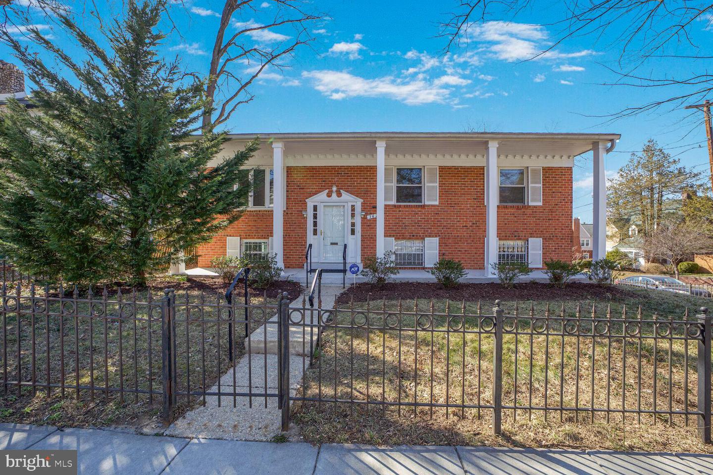 7620 14TH ST NW, WASHINGTON, District Of Columbia 20012, 3 Bedrooms Bedrooms, ,2 BathroomsBathrooms,Residential,For sale,7620 14TH ST NW,DCDC2189534 MLS # DCDC2189534