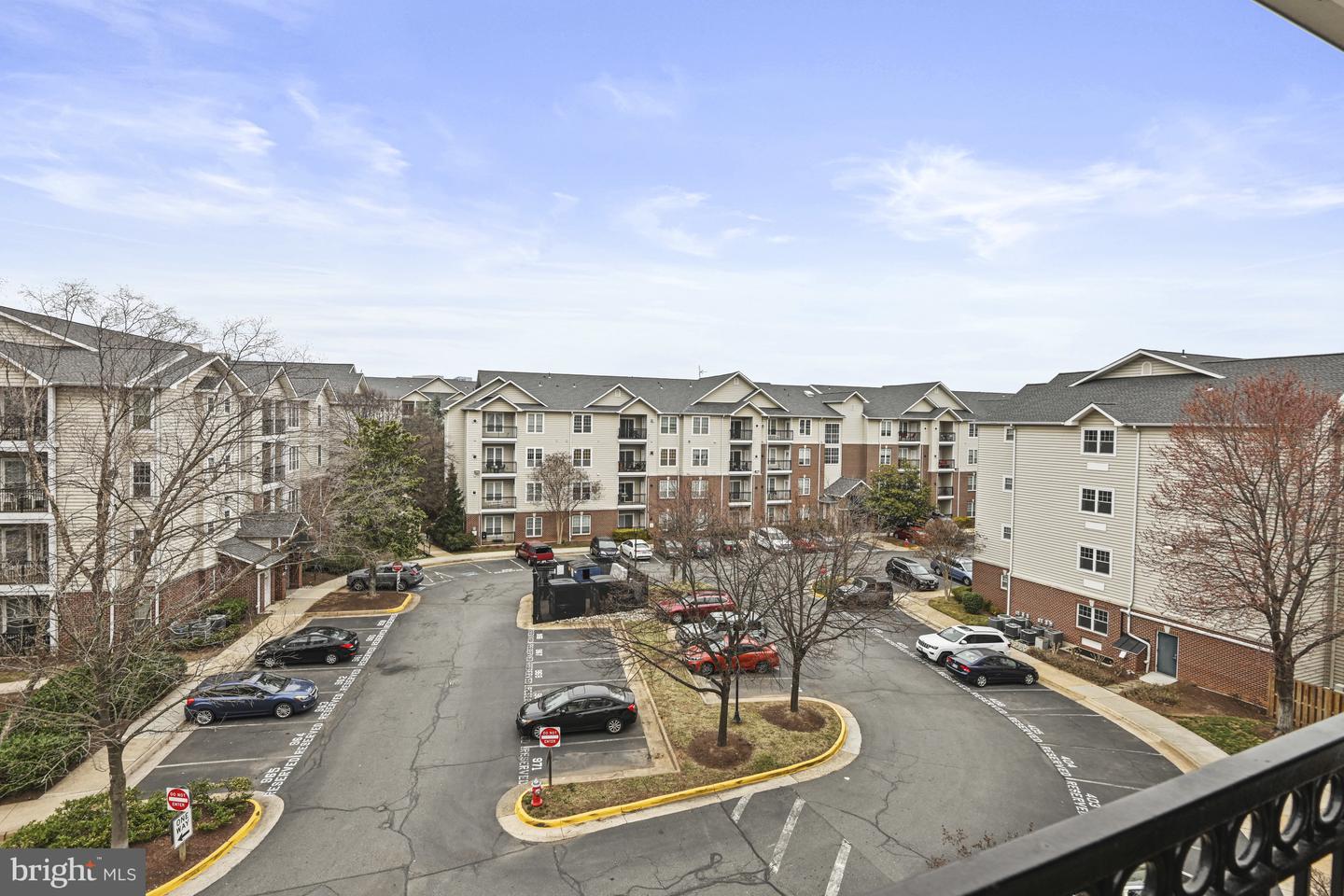 1591 SPRING GATE DR #3407, MCLEAN, Virginia 22102, 1 Bedroom Bedrooms, ,1 BathroomBathrooms,Residential,For sale,1591 SPRING GATE DR #3407,VAFX2226946 MLS # VAFX2226946