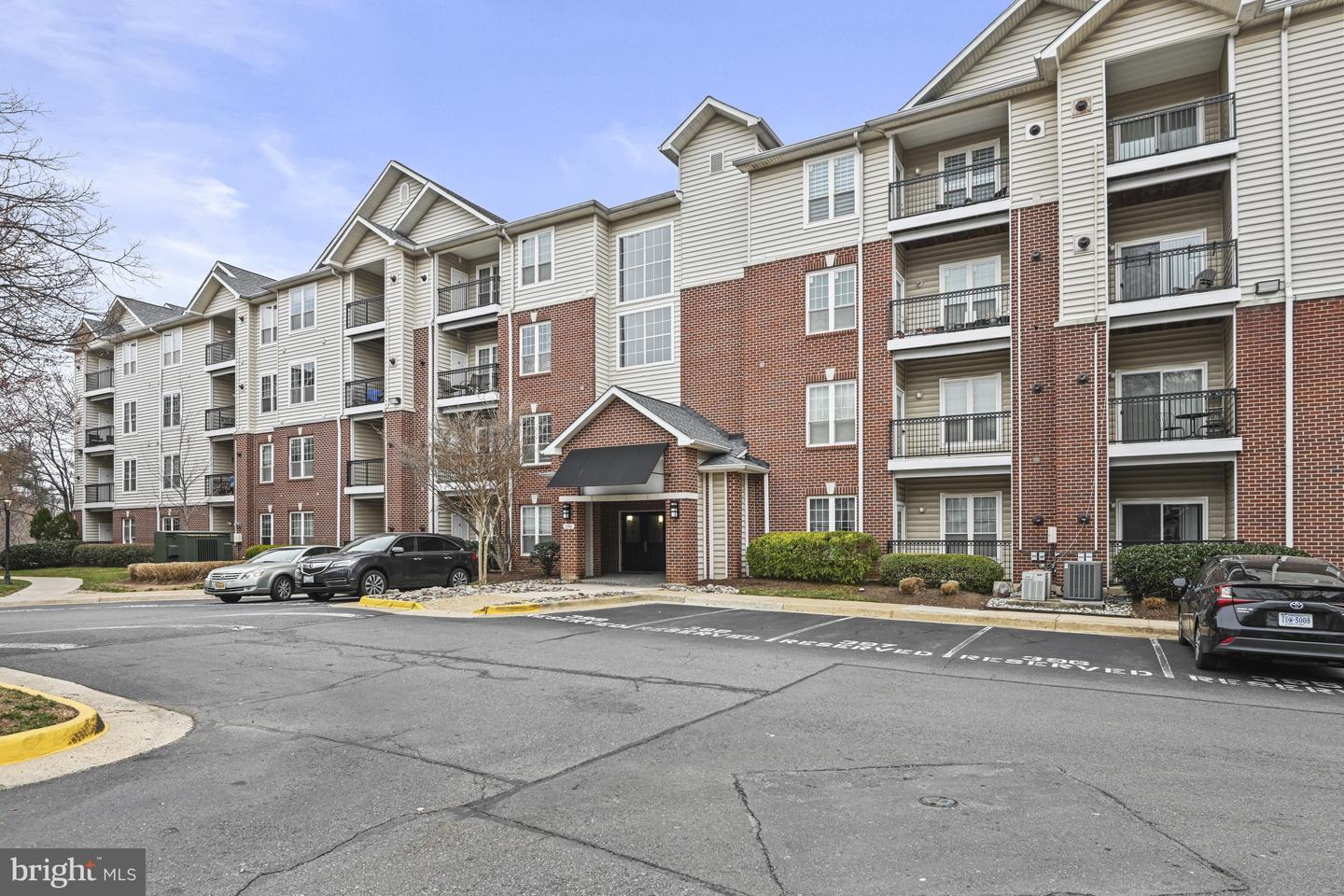 1591 SPRING GATE DR #3407, MCLEAN, Virginia 22102, 1 Bedroom Bedrooms, ,1 BathroomBathrooms,Residential,For sale,1591 SPRING GATE DR #3407,VAFX2226946 MLS # VAFX2226946