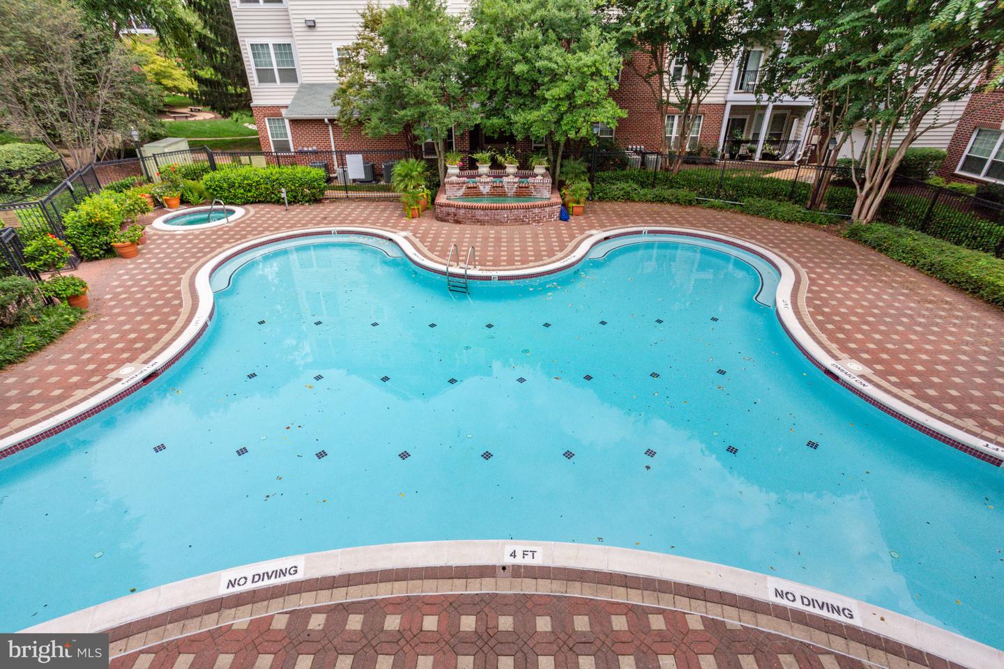 1591 SPRING GATE DR #3407, MCLEAN, Virginia 22102, 1 Bedroom Bedrooms, ,1 BathroomBathrooms,Residential,For sale,1591 SPRING GATE DR #3407,VAFX2226946 MLS # VAFX2226946