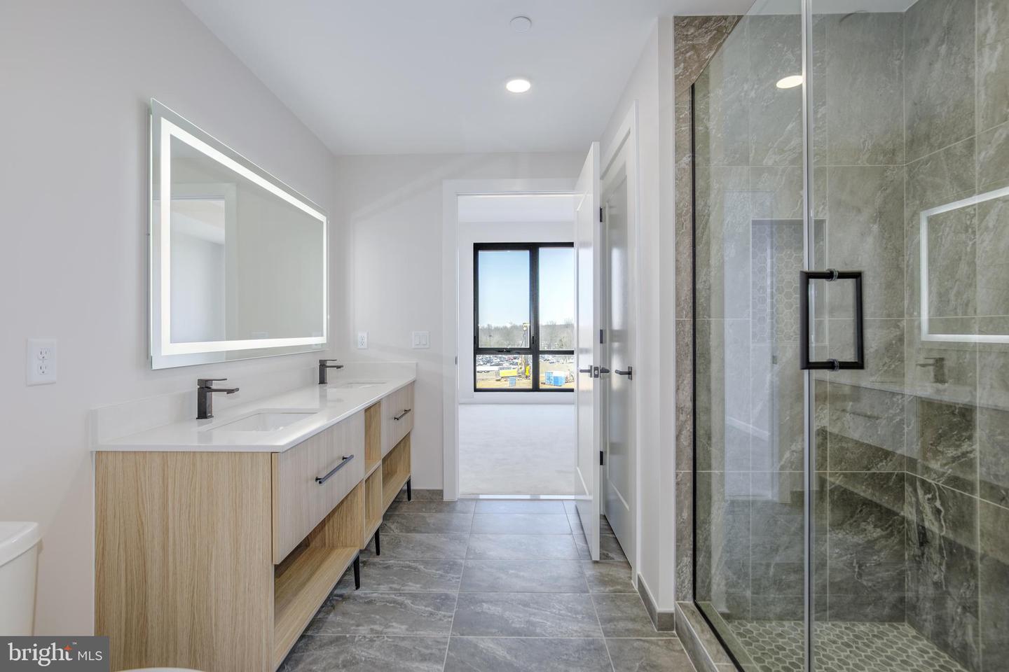 255 W. FALLS STATION BLVD #311, FALLS CHURCH, Virginia 22046, 2 Bedrooms Bedrooms, ,2 BathroomsBathrooms,Residential,For sale,255 W. FALLS STATION BLVD #311,VAFA2002816 MLS # VAFA2002816
