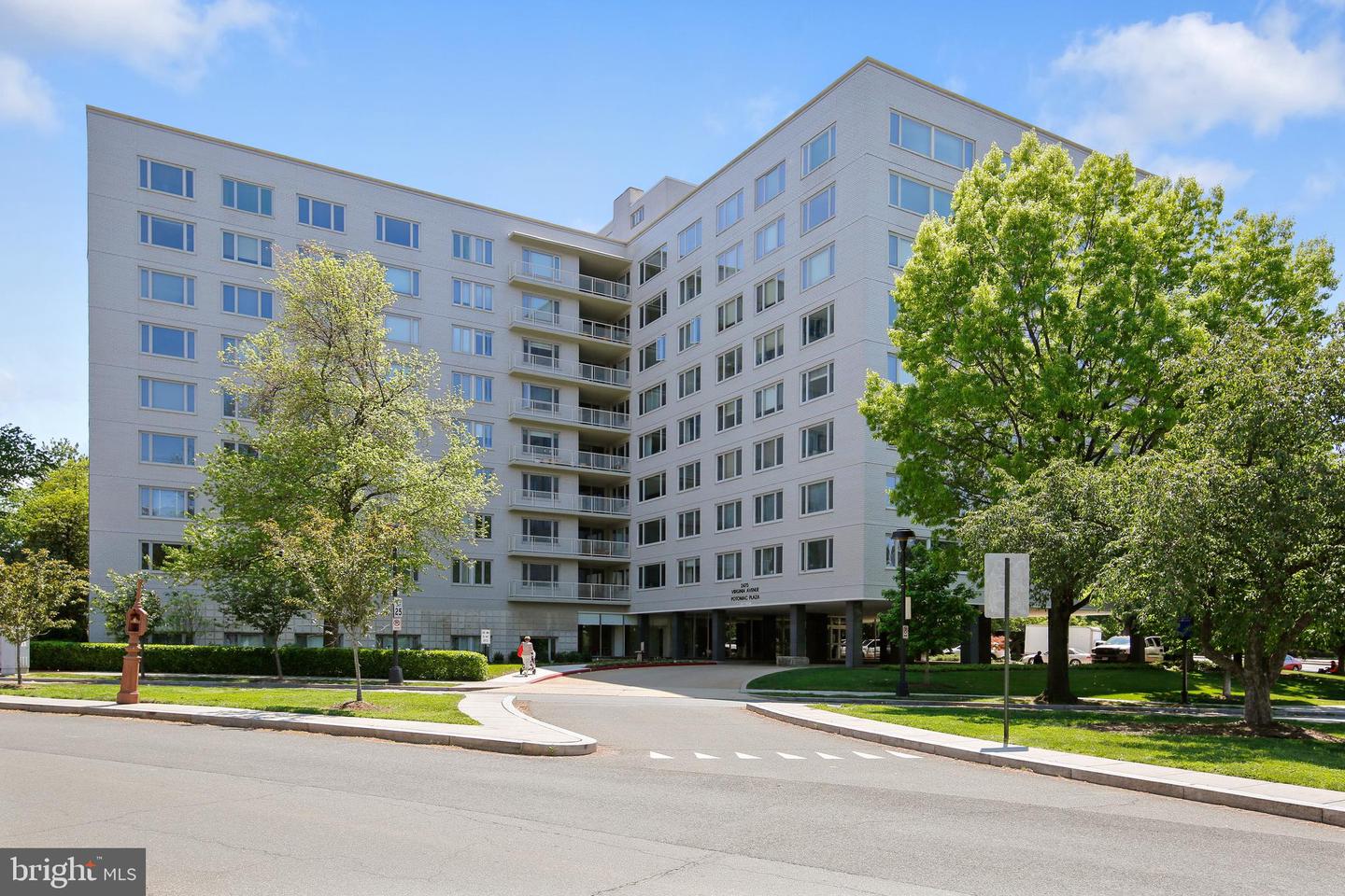 2475 VIRGINIA AVE NW #618, WASHINGTON, District Of Columbia 20037, 1 Bedroom Bedrooms, ,1 BathroomBathrooms,Residential,For sale,2475 VIRGINIA AVE NW #618,DCDC2189712 MLS # DCDC2189712