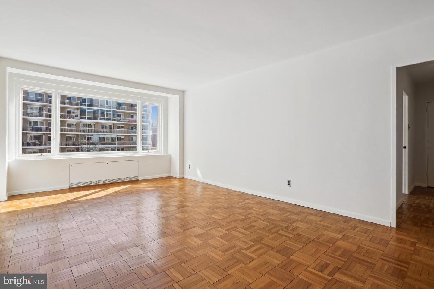 2475 VIRGINIA AVE NW #618, WASHINGTON, District Of Columbia 20037, 1 Bedroom Bedrooms, ,1 BathroomBathrooms,Residential,For sale,2475 VIRGINIA AVE NW #618,DCDC2189712 MLS # DCDC2189712