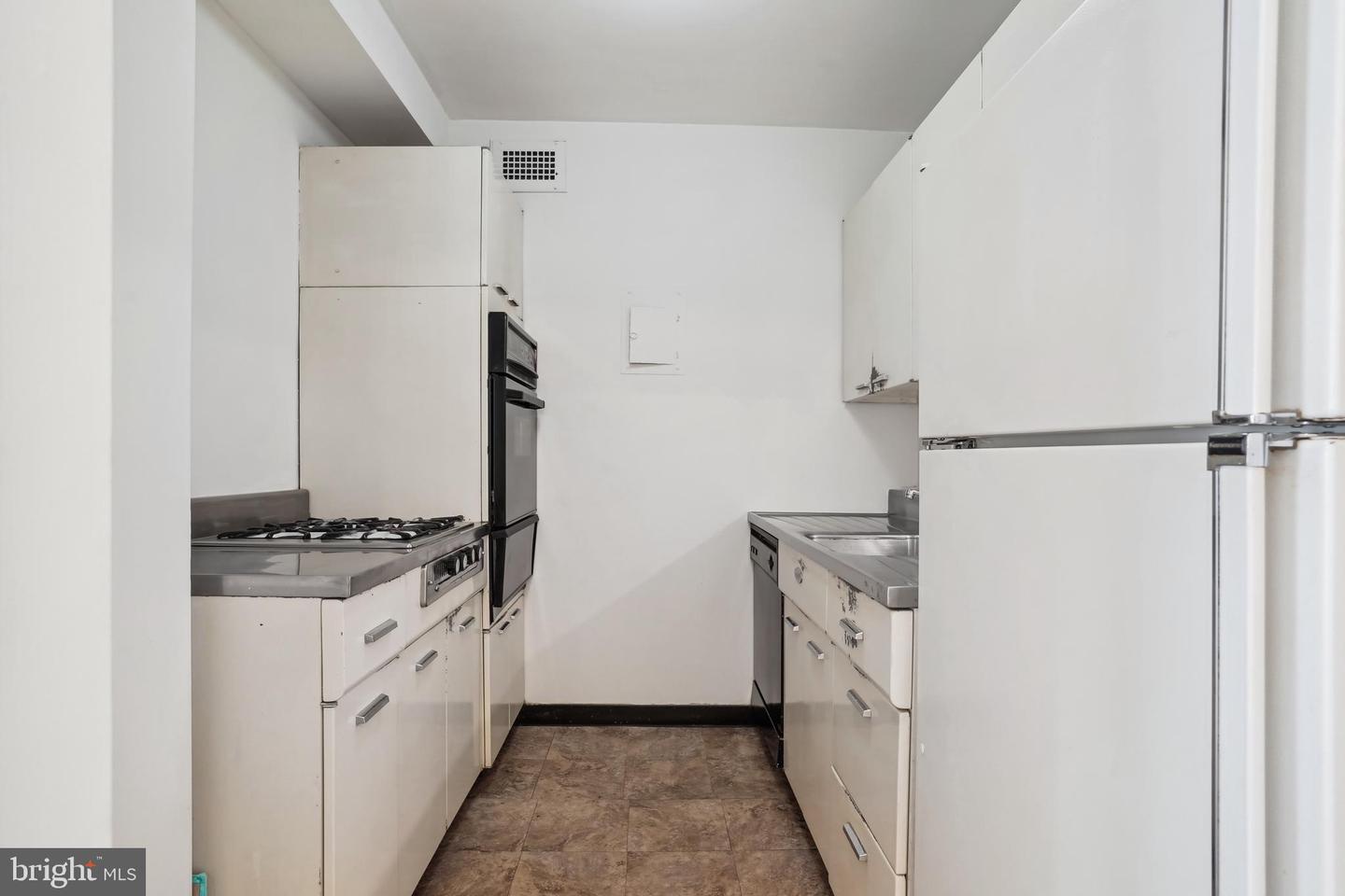 2475 VIRGINIA AVE NW #618, WASHINGTON, District Of Columbia 20037, 1 Bedroom Bedrooms, ,1 BathroomBathrooms,Residential,For sale,2475 VIRGINIA AVE NW #618,DCDC2189712 MLS # DCDC2189712