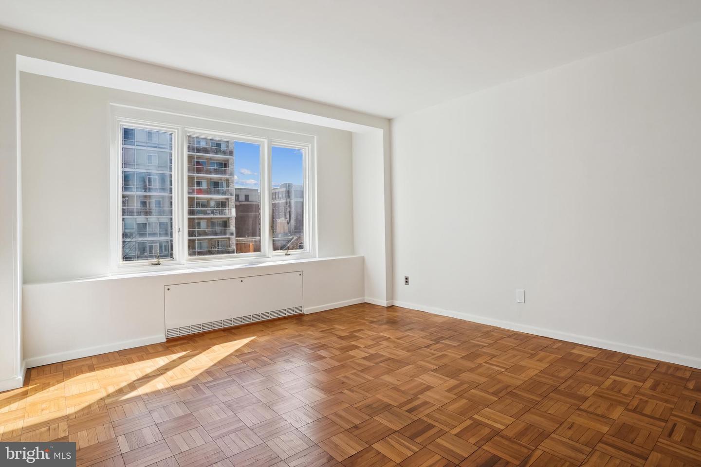 2475 VIRGINIA AVE NW #618, WASHINGTON, District Of Columbia 20037, 1 Bedroom Bedrooms, ,1 BathroomBathrooms,Residential,For sale,2475 VIRGINIA AVE NW #618,DCDC2189712 MLS # DCDC2189712
