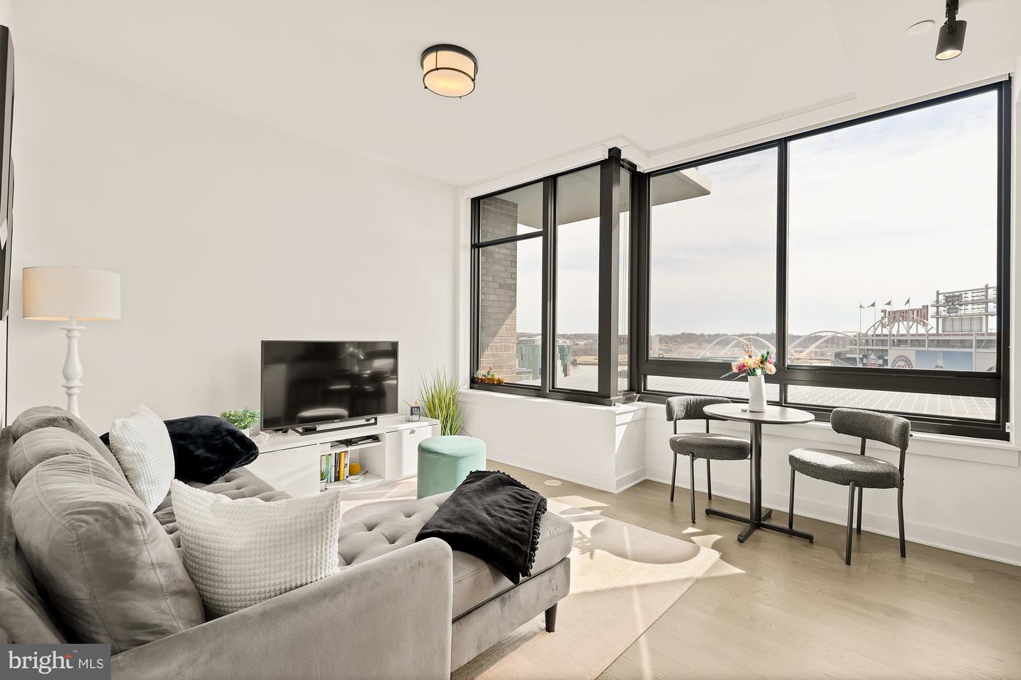 70 N ST SE #N911, WASHINGTON, District Of Columbia 20003, 1 Bedroom Bedrooms, ,1 BathroomBathrooms,Residential,For sale,70 N ST SE #N911,DCDC2189598 MLS # DCDC2189598