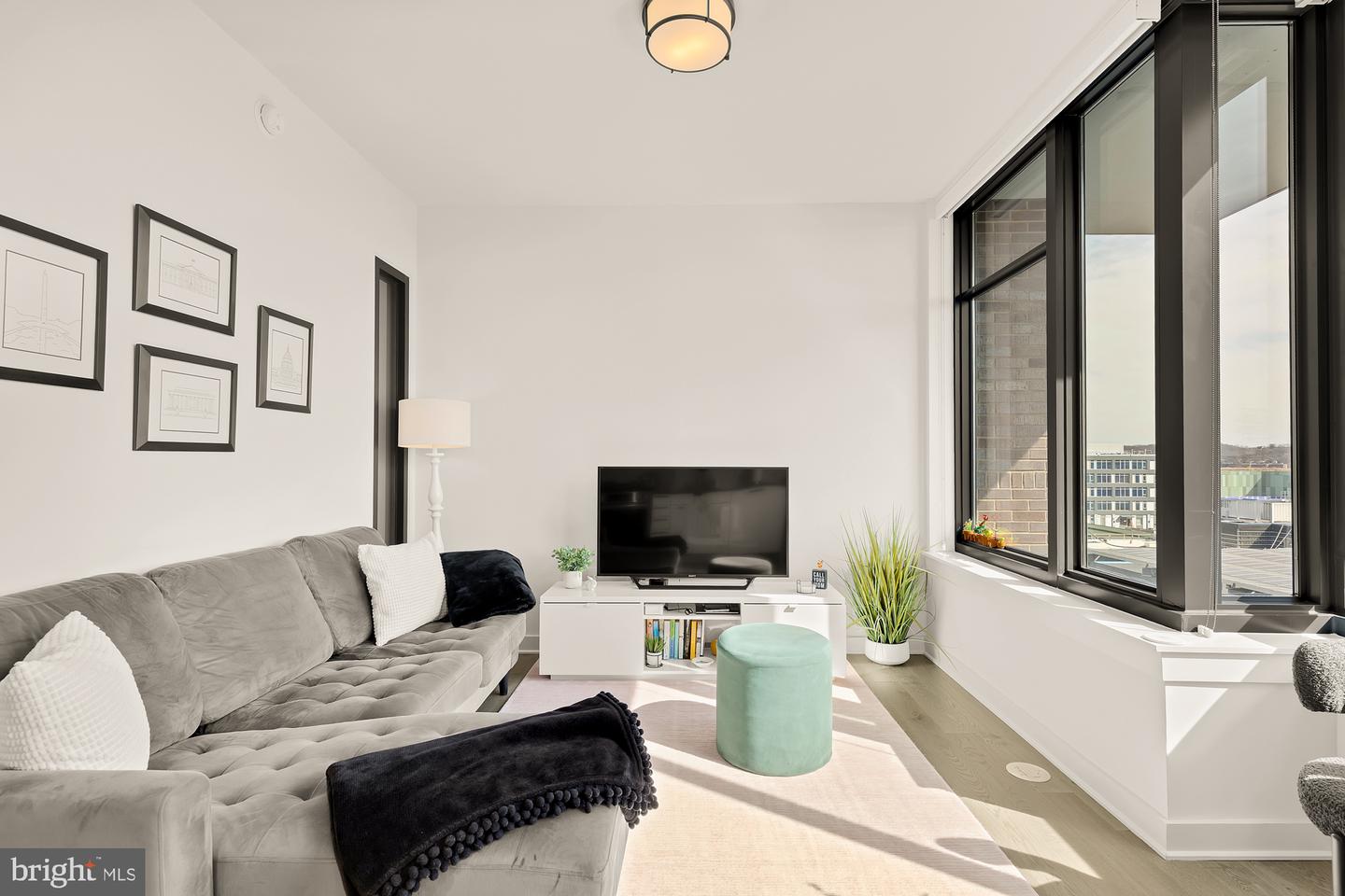 70 N ST SE #N911, WASHINGTON, District Of Columbia 20003, 1 Bedroom Bedrooms, ,1 BathroomBathrooms,Residential,For sale,70 N ST SE #N911,DCDC2189598 MLS # DCDC2189598
