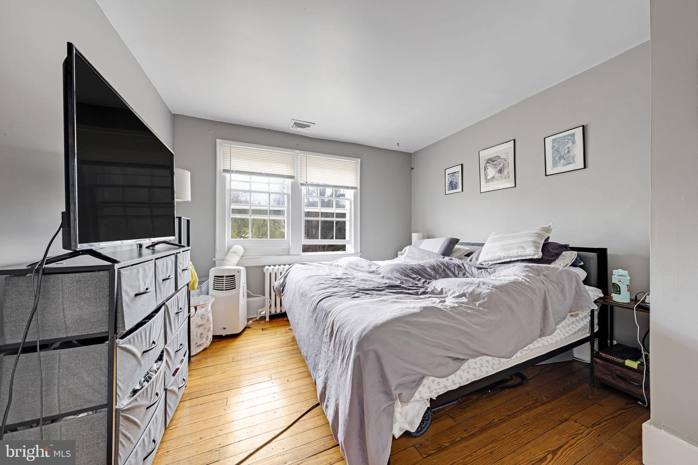 3434 OAKWOOD TER NW, WASHINGTON, District Of Columbia 20010, 5 Bedrooms Bedrooms, ,4 BathroomsBathrooms,Residential,For sale,3434 OAKWOOD TER NW,DCDC2190002 MLS # DCDC2190002