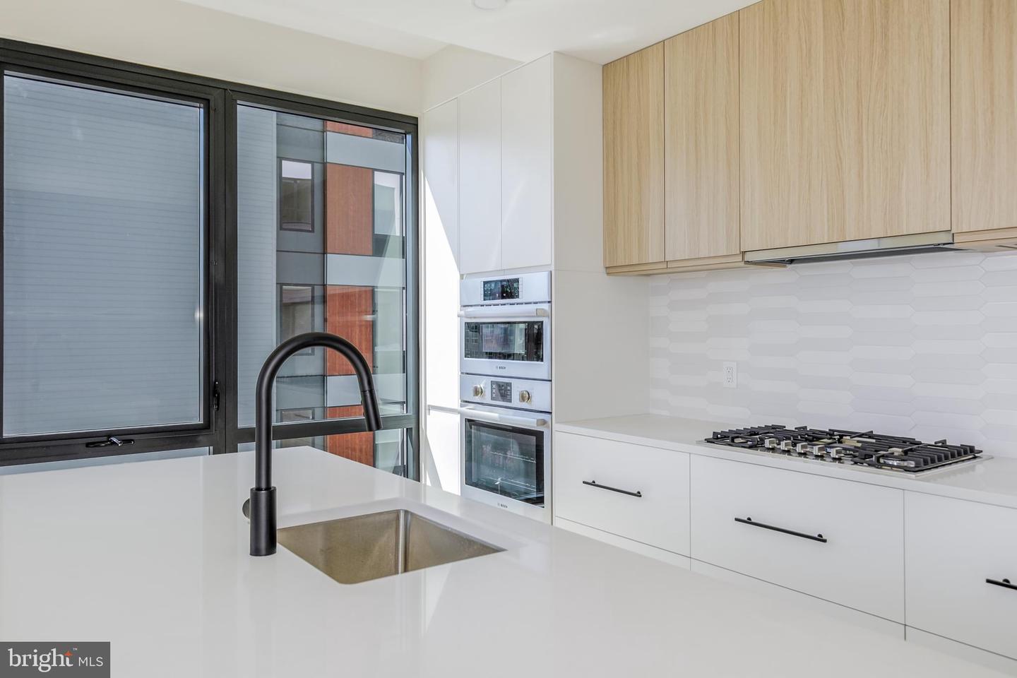 255 W. FALLS STATION BLVD #501, FALLS CHURCH, Virginia 22046, 3 Bedrooms Bedrooms, ,2 BathroomsBathrooms,Residential,For sale,255 W. FALLS STATION BLVD #501,VAFA2002830 MLS # VAFA2002830