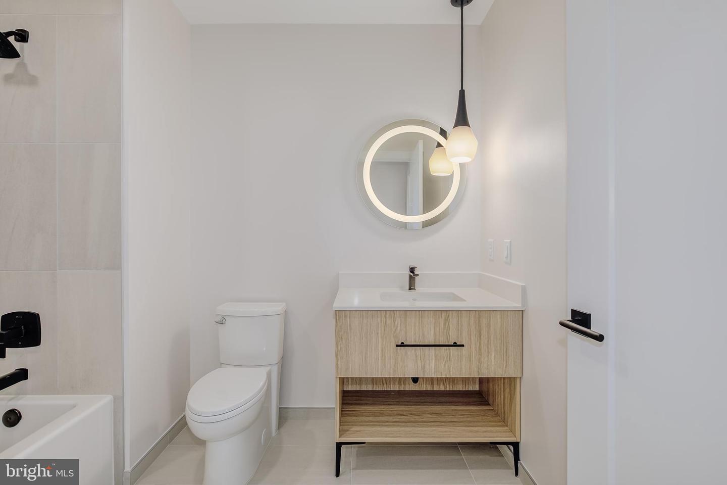 255 W. FALLS STATION BLVD #501, FALLS CHURCH, Virginia 22046, 3 Bedrooms Bedrooms, ,2 BathroomsBathrooms,Residential,For sale,255 W. FALLS STATION BLVD #501,VAFA2002830 MLS # VAFA2002830