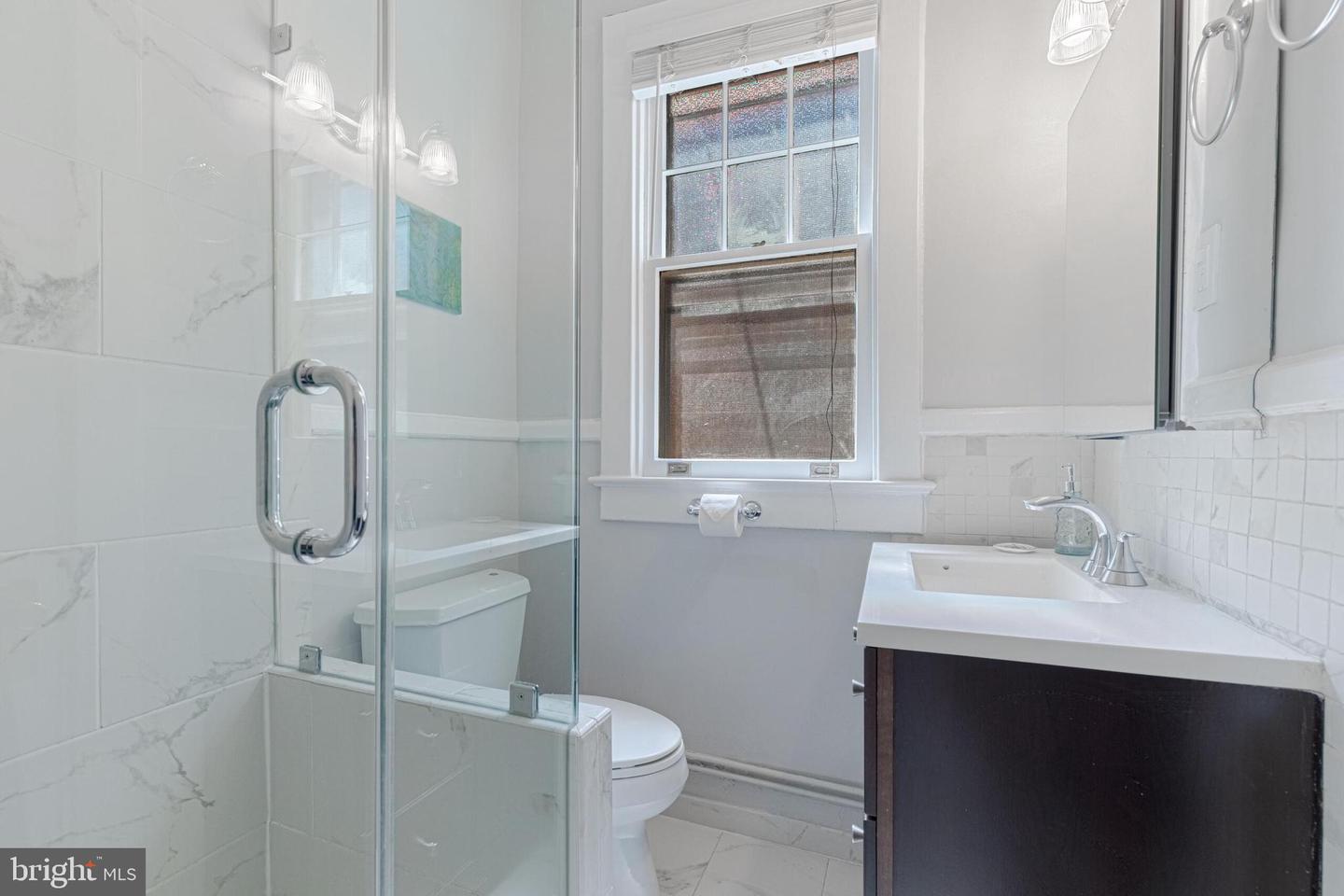 3026 PORTER ST NW #201, WASHINGTON, District Of Columbia 20008, 1 Bedroom Bedrooms, ,1 BathroomBathrooms,Residential,For sale,3026 PORTER ST NW #201,DCDC2189926 MLS # DCDC2189926