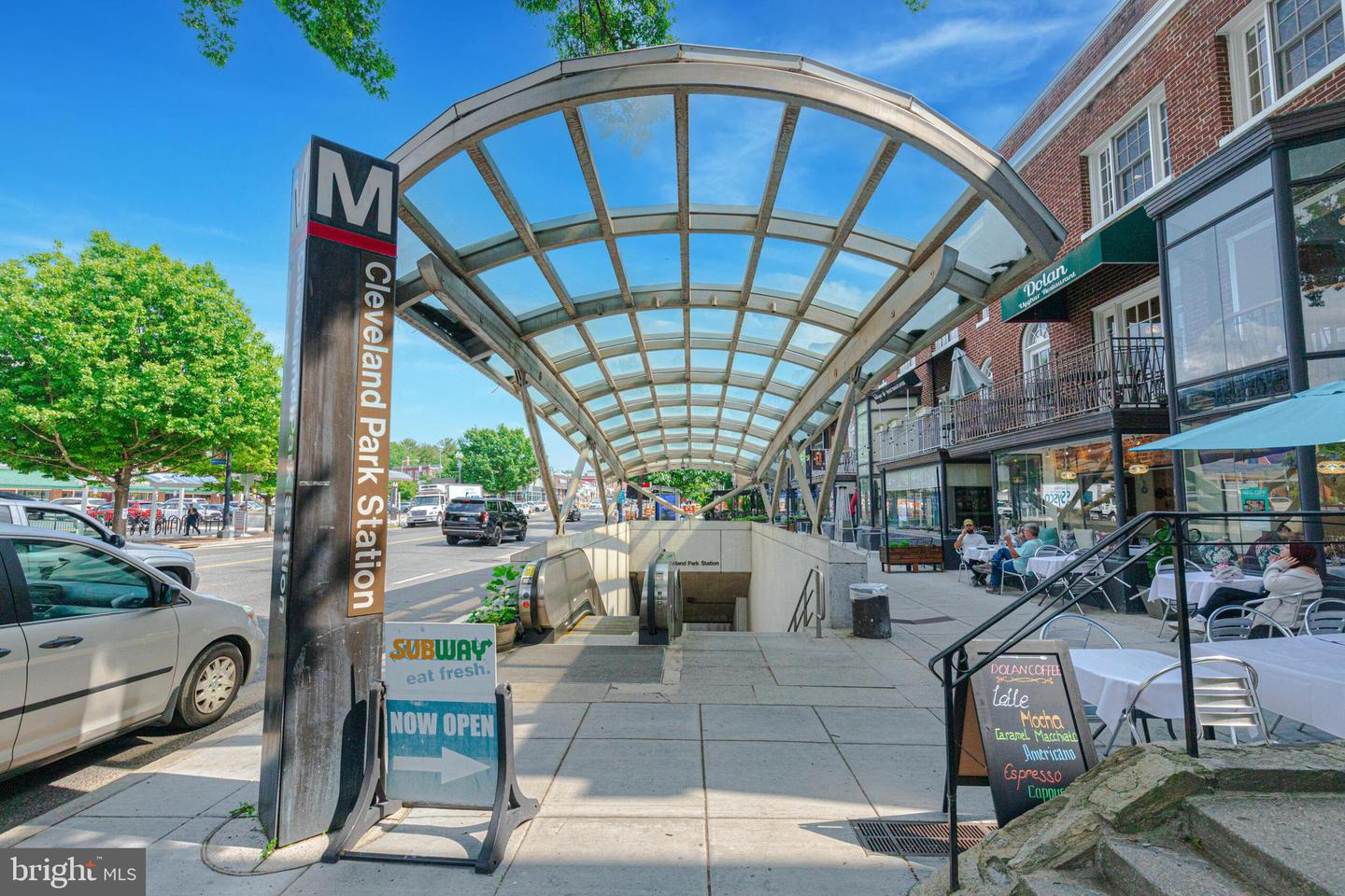 3026 PORTER ST NW #201, WASHINGTON, District Of Columbia 20008, 1 Bedroom Bedrooms, ,1 BathroomBathrooms,Residential,For sale,3026 PORTER ST NW #201,DCDC2189926 MLS # DCDC2189926