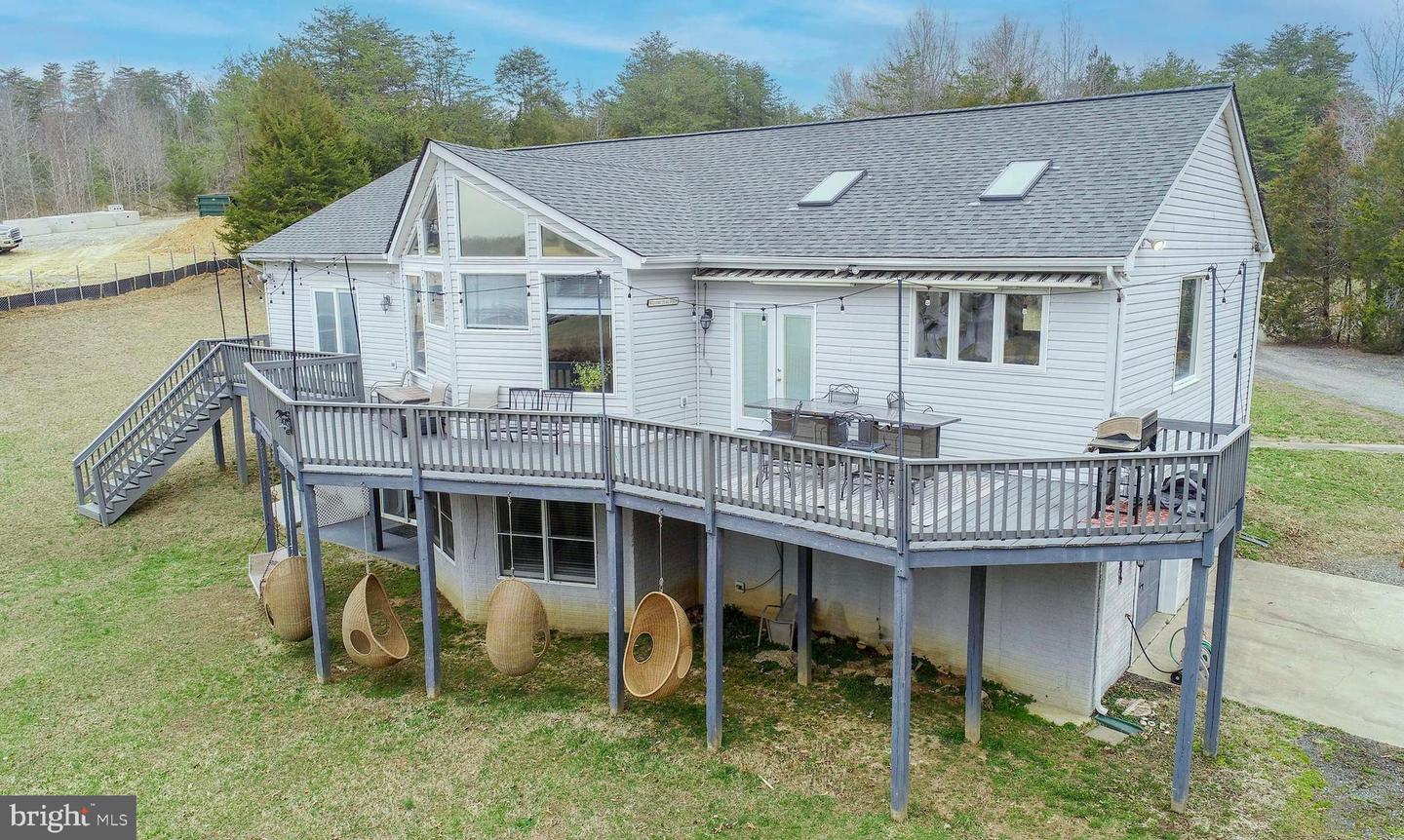 6210 STUBBS COVE LN, SPOTSYLVANIA, Virginia 22551, 4 Bedrooms Bedrooms, ,3 BathroomsBathrooms,Residential,For sale,6210 STUBBS COVE LN,VASP2031366 MLS # VASP2031366