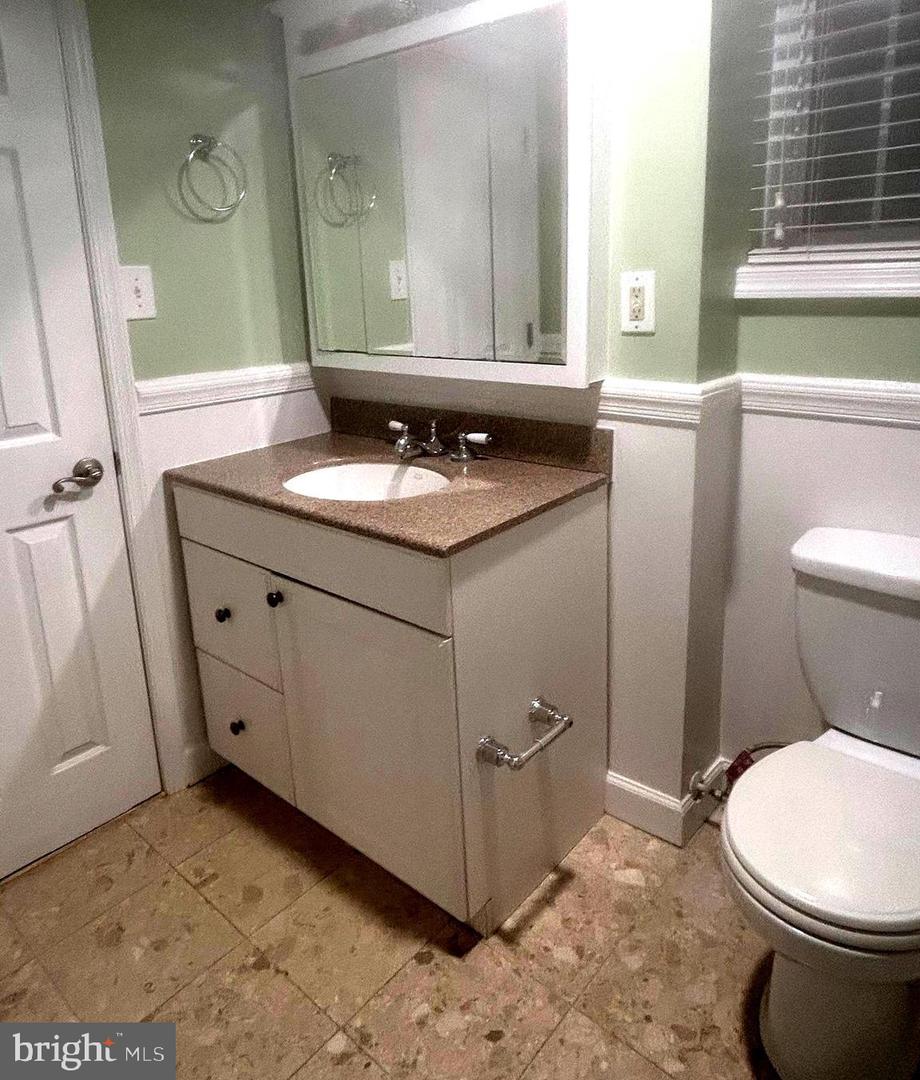 2721 13TH ST NW #1, WASHINGTON, District Of Columbia 20009, 2 Bedrooms Bedrooms, ,1 BathroomBathrooms,Residential,For sale,2721 13TH ST NW #1,DCDC2189928 MLS # DCDC2189928