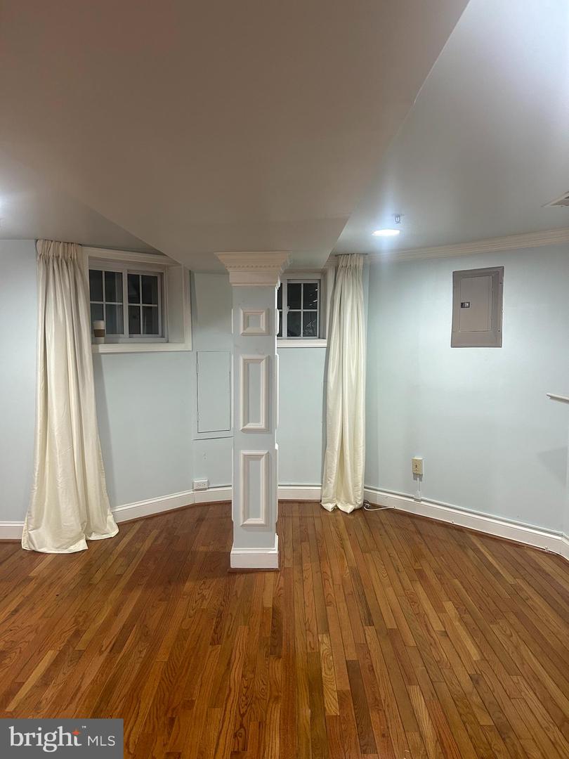 2721 13TH ST NW #1, WASHINGTON, District Of Columbia 20009, 2 Bedrooms Bedrooms, ,1 BathroomBathrooms,Residential,For sale,2721 13TH ST NW #1,DCDC2189928 MLS # DCDC2189928