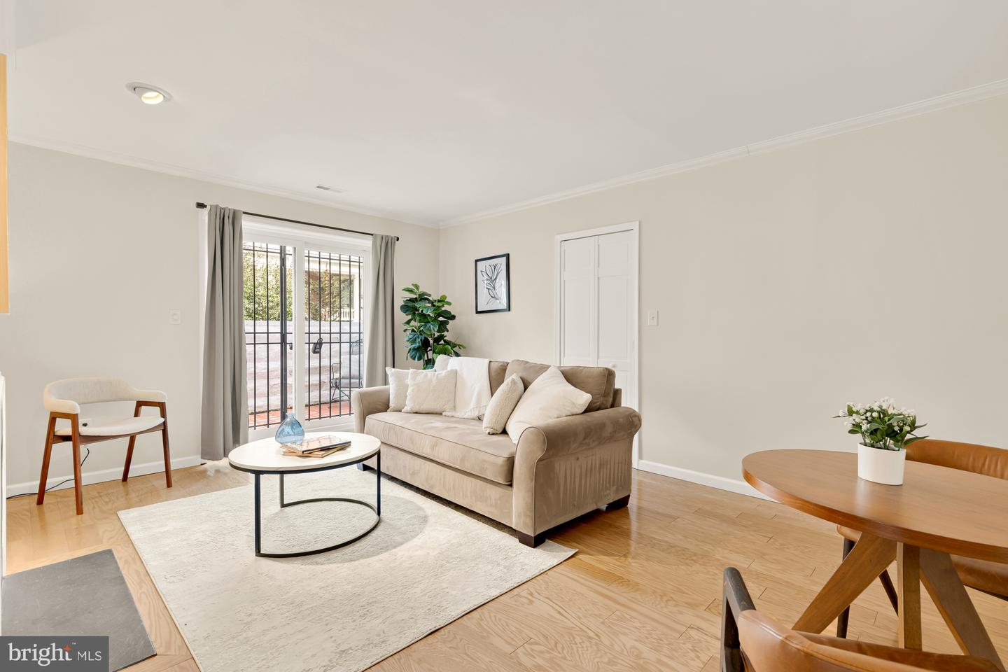 1801 PARK RD NW #2, WASHINGTON, District Of Columbia 20010, 1 Bedroom Bedrooms, ,1 BathroomBathrooms,Residential,For sale,1801 PARK RD NW #2,DCDC2189880 MLS # DCDC2189880