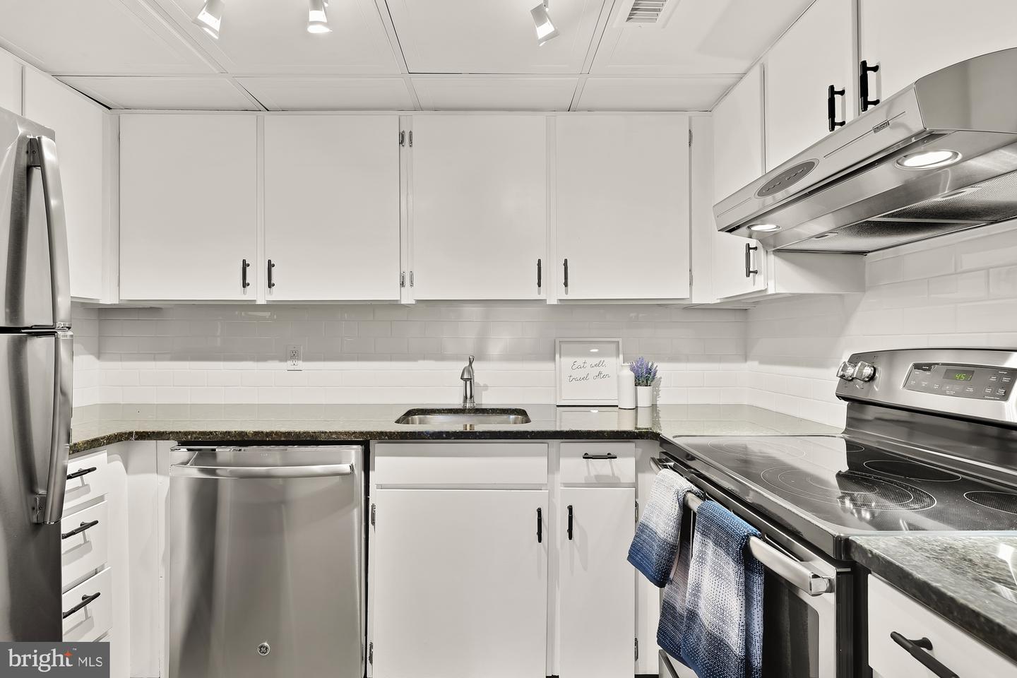 1801 PARK RD NW #2, WASHINGTON, District Of Columbia 20010, 1 Bedroom Bedrooms, ,1 BathroomBathrooms,Residential,For sale,1801 PARK RD NW #2,DCDC2189880 MLS # DCDC2189880
