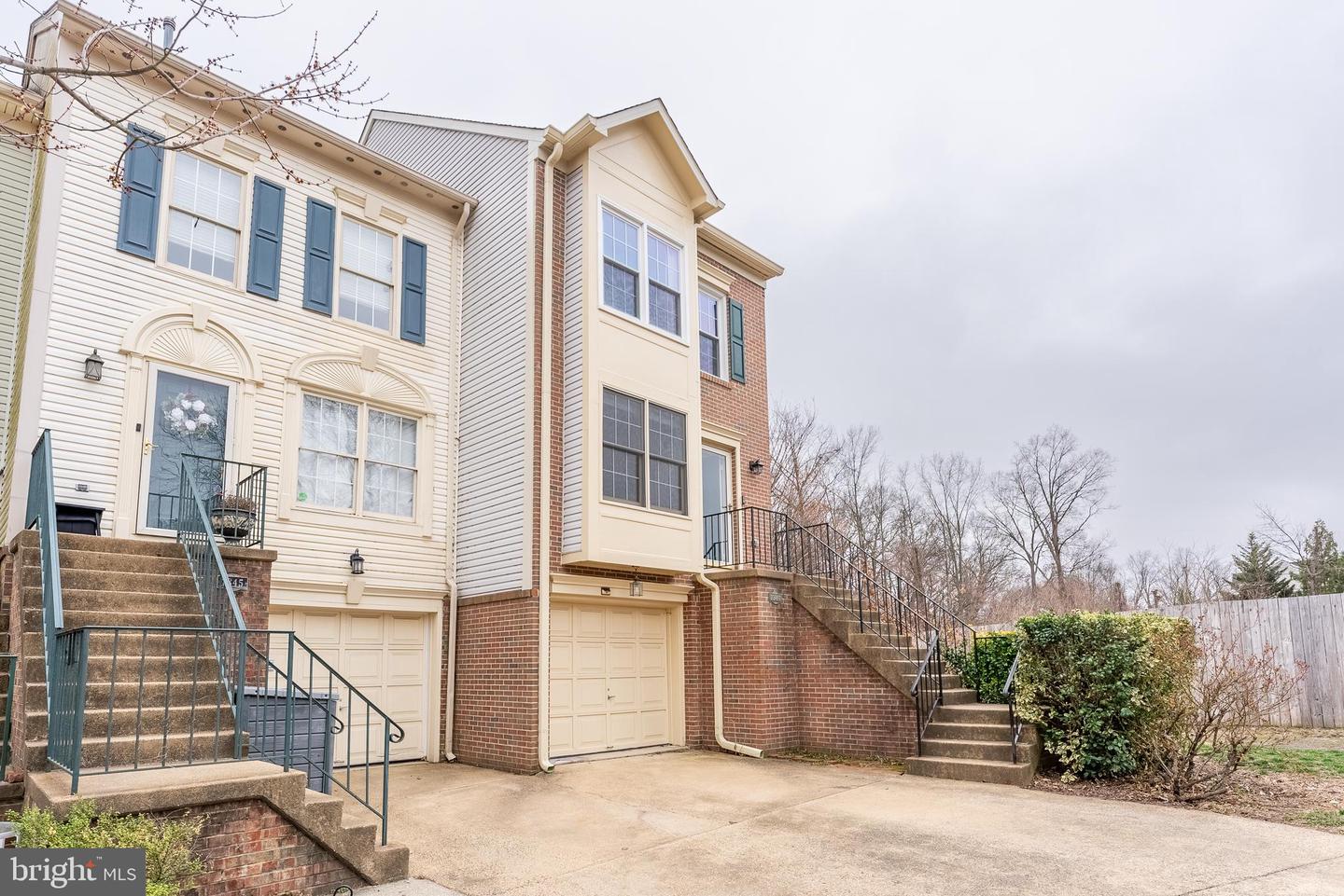 7847 COLONIAL SPRINGS BLVD, ALEXANDRIA, Virginia 22306, 2 Bedrooms Bedrooms, ,2 BathroomsBathrooms,Residential,For sale,7847 COLONIAL SPRINGS BLVD,VAFX2227630 MLS # VAFX2227630