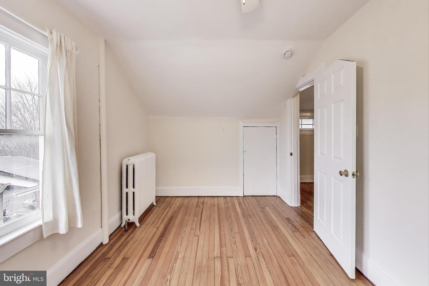 1319 DECATUR ST NW, WASHINGTON, District Of Columbia 20011, 4 Bedrooms Bedrooms, ,3 BathroomsBathrooms,Residential,For sale,1319 DECATUR ST NW,DCDC2190112 MLS # DCDC2190112