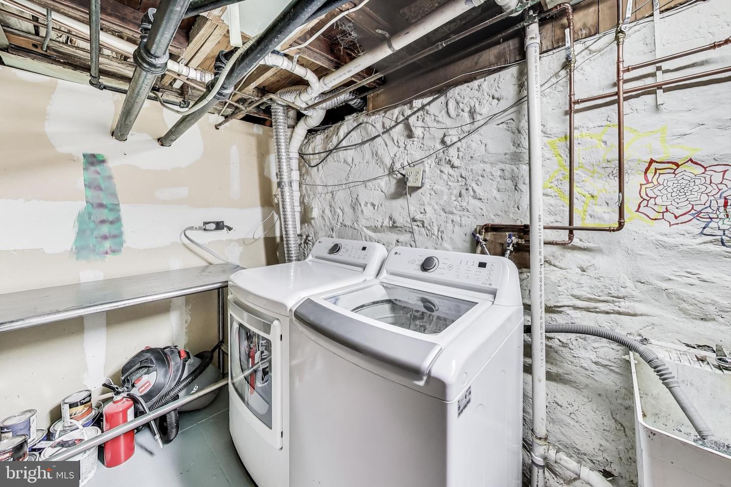 1319 DECATUR ST NW, WASHINGTON, District Of Columbia 20011, 4 Bedrooms Bedrooms, ,3 BathroomsBathrooms,Residential,For sale,1319 DECATUR ST NW,DCDC2190112 MLS # DCDC2190112