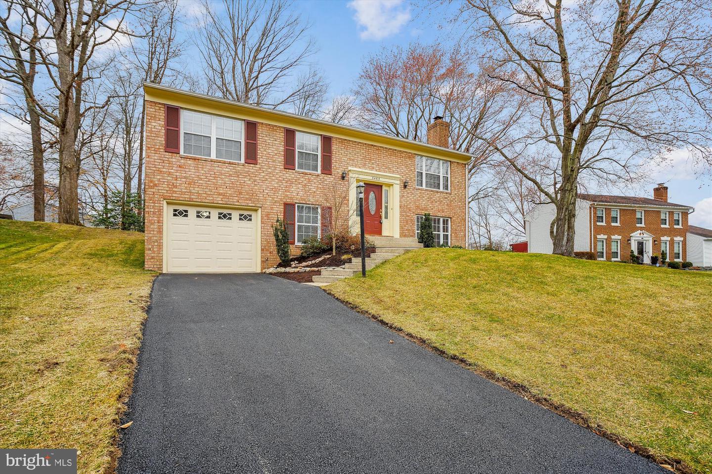 3465 MOUNT BURNSIDE WAY, WOODBRIDGE, Virginia 22192, 4 Bedrooms Bedrooms, 11 Rooms Rooms,3 BathroomsBathrooms,Residential,For sale,3465 MOUNT BURNSIDE WAY,VAPW2089664 MLS # VAPW2089664