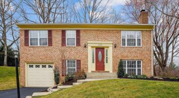 3465 MOUNT BURNSIDE WAY, WOODBRIDGE, Virginia 22192, 4 Bedrooms Bedrooms, 11 Rooms Rooms,3 BathroomsBathrooms,Residential,For sale,3465 MOUNT BURNSIDE WAY,VAPW2089664 MLS # VAPW2089664