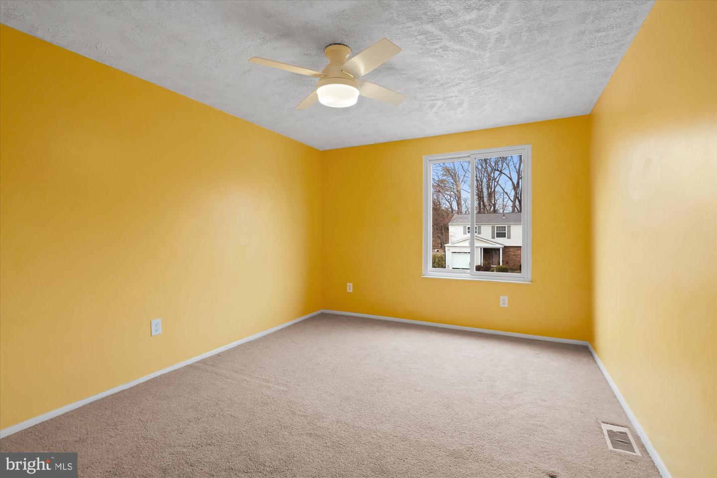 8200 TERRA GRANDE AVE, SPRINGFIELD, Virginia 22153, 4 Bedrooms Bedrooms, ,3 BathroomsBathrooms,Residential,For sale,8200 TERRA GRANDE AVE,VAFX2226372 MLS # VAFX2226372