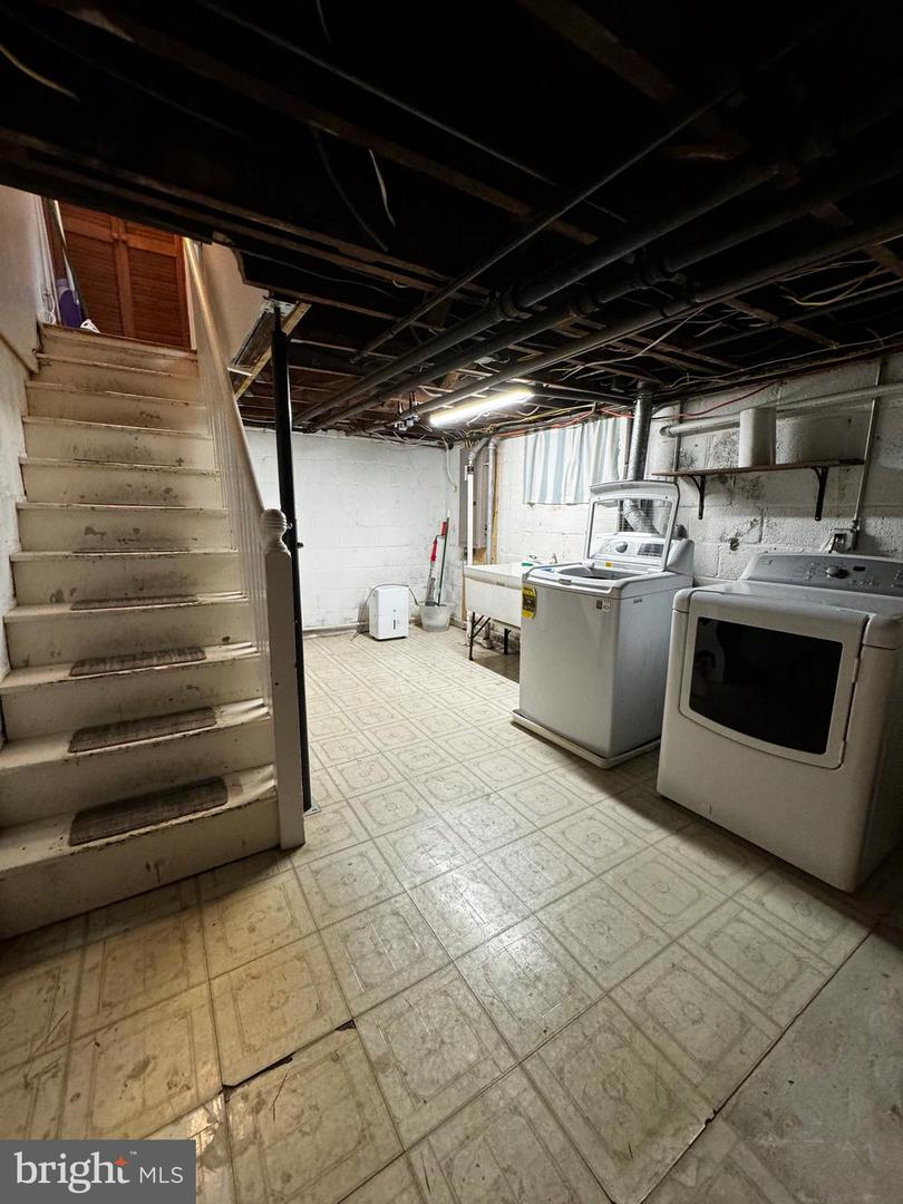 3501 7TH ST S, ARLINGTON, Virginia 22204, 4 Bedrooms Bedrooms, ,2 BathroomsBathrooms,Residential,For sale,3501 7TH ST S,VAAR2054556 MLS # VAAR2054556