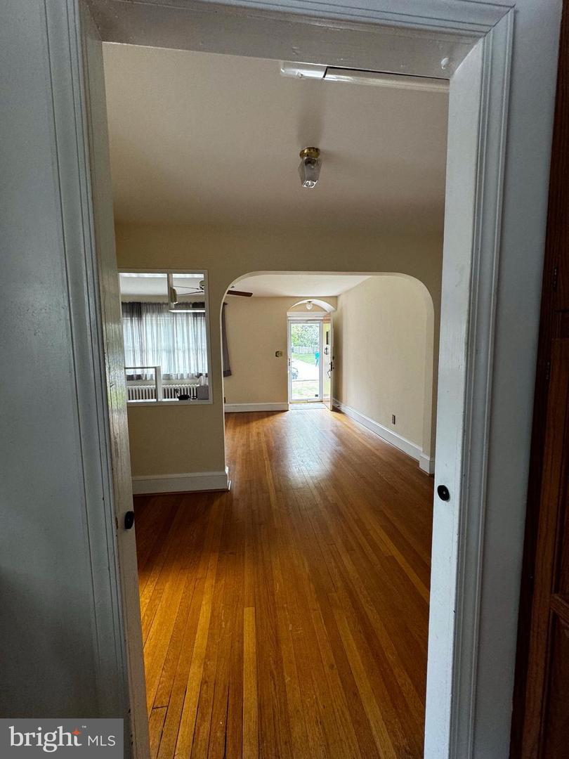 3501 7TH ST S, ARLINGTON, Virginia 22204, 4 Bedrooms Bedrooms, ,2 BathroomsBathrooms,Residential,For sale,3501 7TH ST S,VAAR2054556 MLS # VAAR2054556