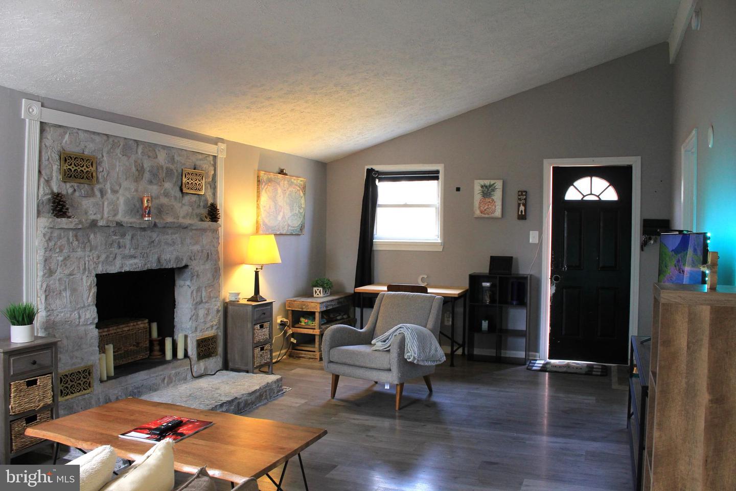 104 BLACKFEET TRL, WINCHESTER, Virginia 22602, 2 Bedrooms Bedrooms, ,1 BathroomBathrooms,Residential,For sale,104 BLACKFEET TRL,VAFV2032536 MLS # VAFV2032536
