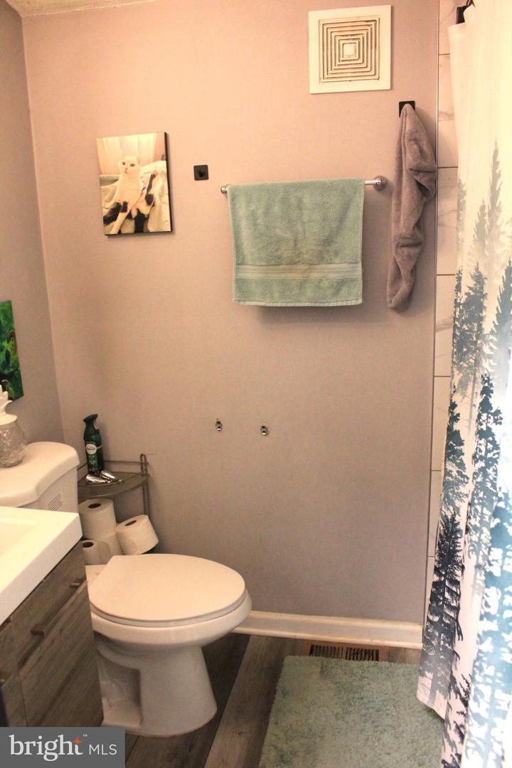 104 BLACKFEET TRL, WINCHESTER, Virginia 22602, 2 Bedrooms Bedrooms, ,1 BathroomBathrooms,Residential,For sale,104 BLACKFEET TRL,VAFV2032536 MLS # VAFV2032536
