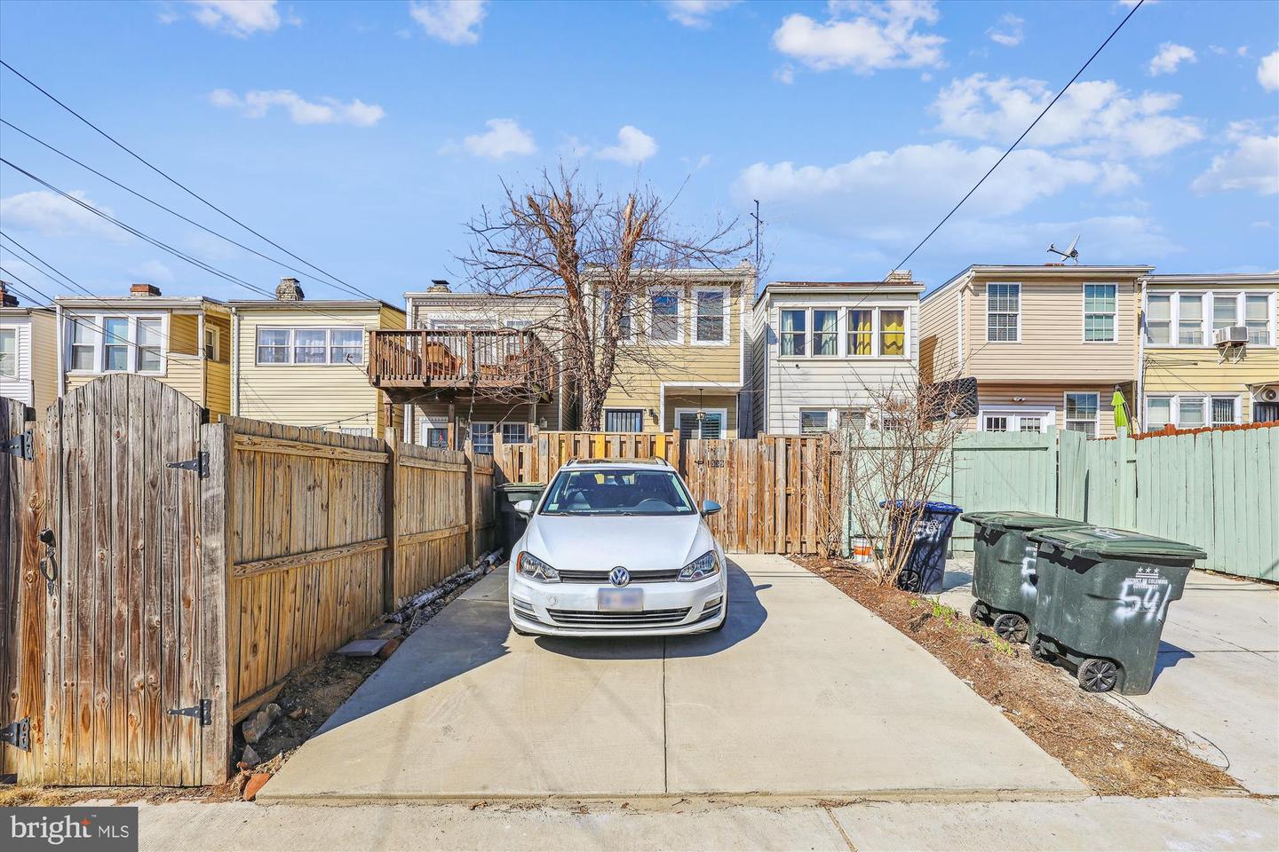 539 24TH ST NE, WASHINGTON, District Of Columbia 20002, 2 Bedrooms Bedrooms, ,2 BathroomsBathrooms,Residential,For sale,539 24TH ST NE,DCDC2189908 MLS # DCDC2189908