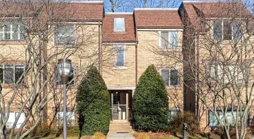 1659 PARKCREST CIR #6C/300, RESTON, Virginia 20190, 2 Bedrooms Bedrooms, ,2 BathroomsBathrooms,Residential,For sale,1659 PARKCREST CIR #6C/300,VAFX2227450 MLS # VAFX2227450