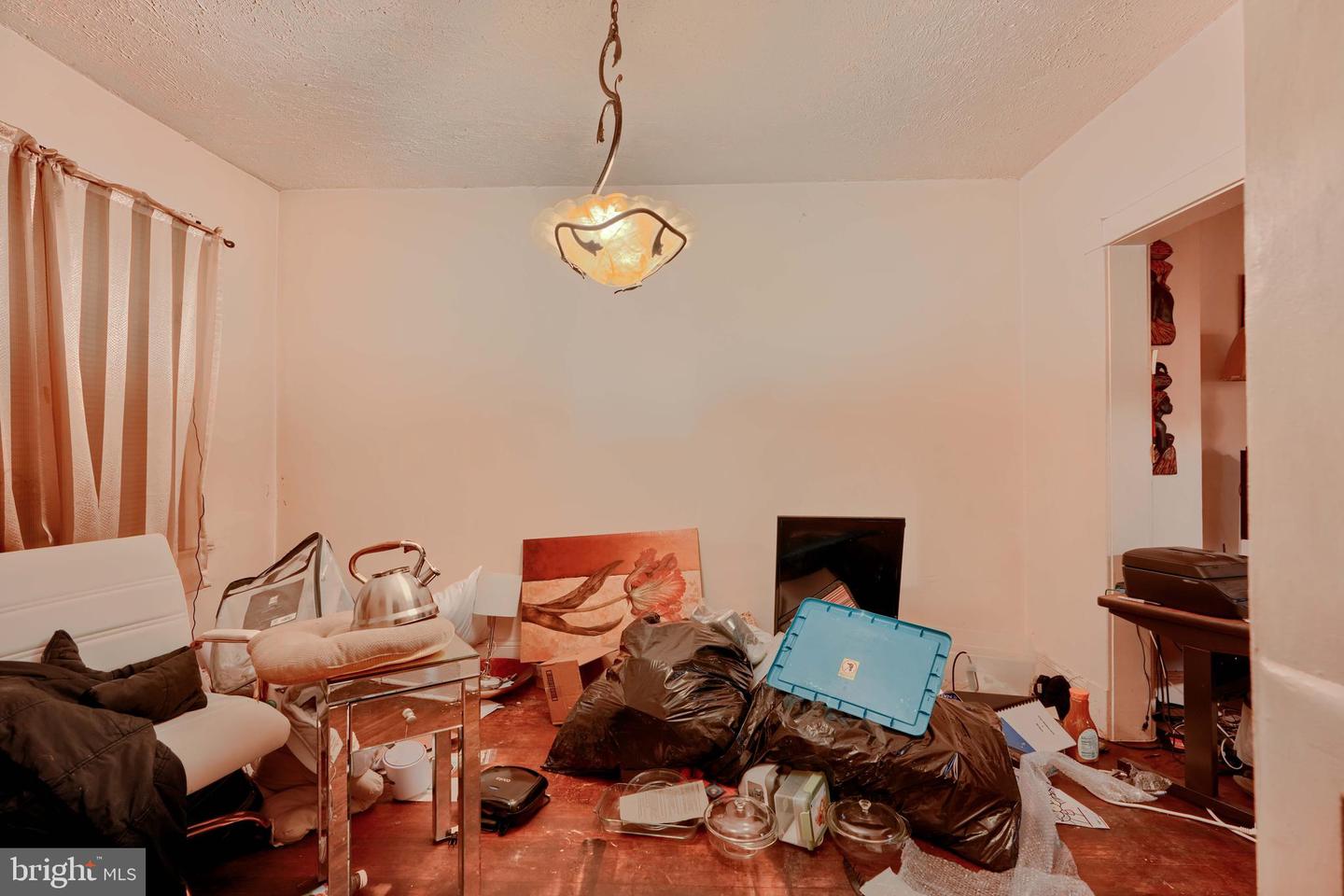 712 HAMLIN ST NE, WASHINGTON, District Of Columbia 20017, 3 Bedrooms Bedrooms, ,1 BathroomBathrooms,Residential,For sale,712 HAMLIN ST NE,DCDC2190270 MLS # DCDC2190270