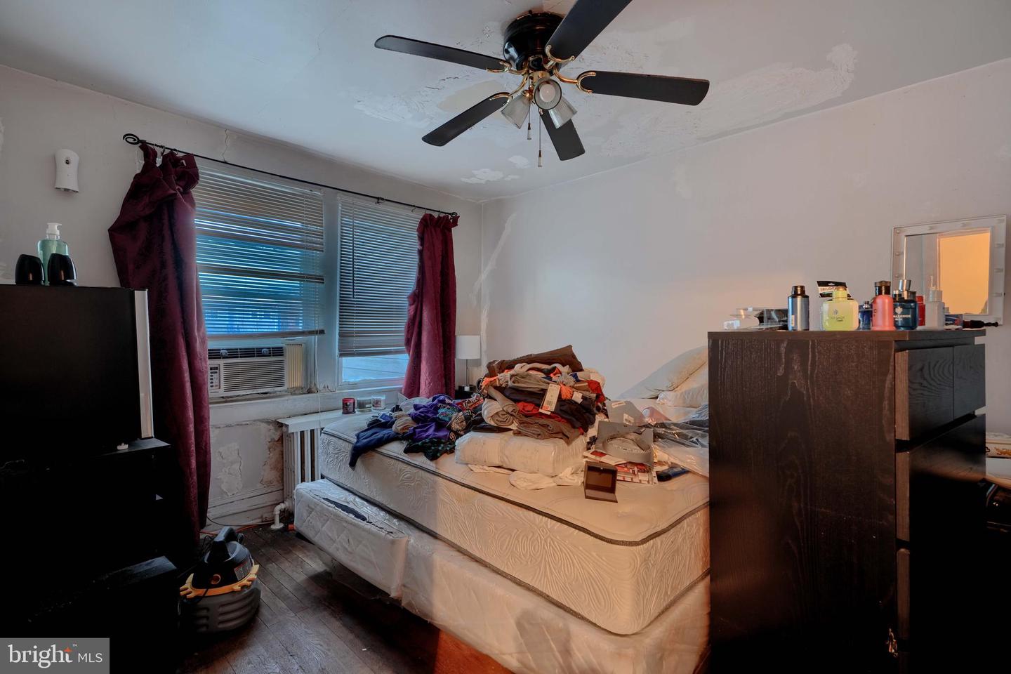 712 HAMLIN ST NE, WASHINGTON, District Of Columbia 20017, 3 Bedrooms Bedrooms, ,1 BathroomBathrooms,Residential,For sale,712 HAMLIN ST NE,DCDC2190270 MLS # DCDC2190270