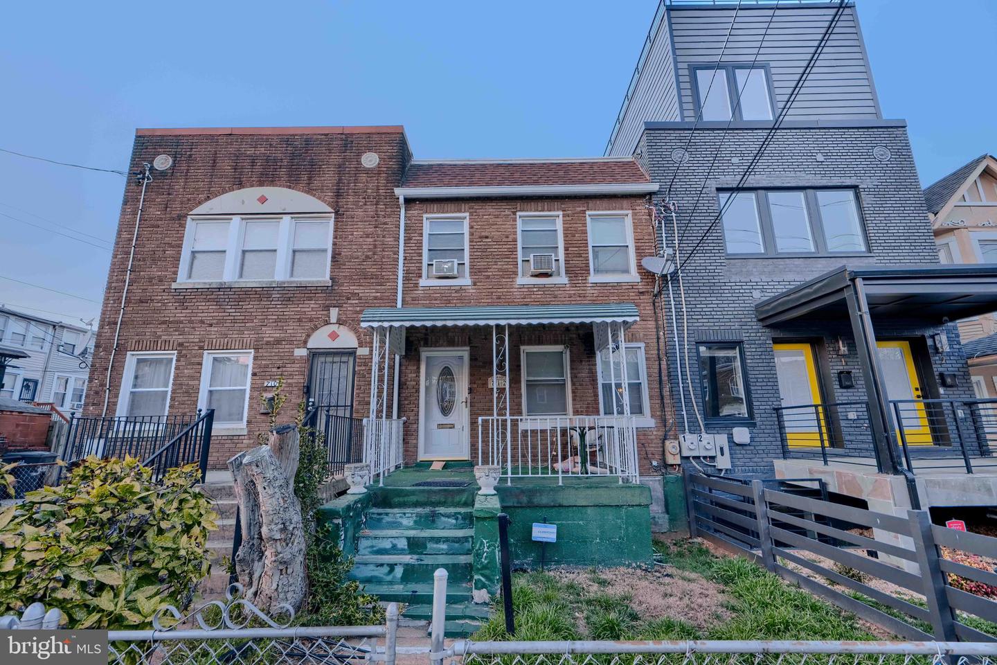 712 HAMLIN ST NE, WASHINGTON, District Of Columbia 20017, 3 Bedrooms Bedrooms, ,1 BathroomBathrooms,Residential,For sale,712 HAMLIN ST NE,DCDC2190270 MLS # DCDC2190270