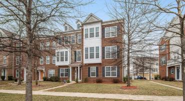 43515 WHEADON TER, CHANTILLY, Virginia 20152, 3 Bedrooms Bedrooms, ,2 BathroomsBathrooms,Residential,For sale,43515 WHEADON TER,VALO2091106 MLS # VALO2091106