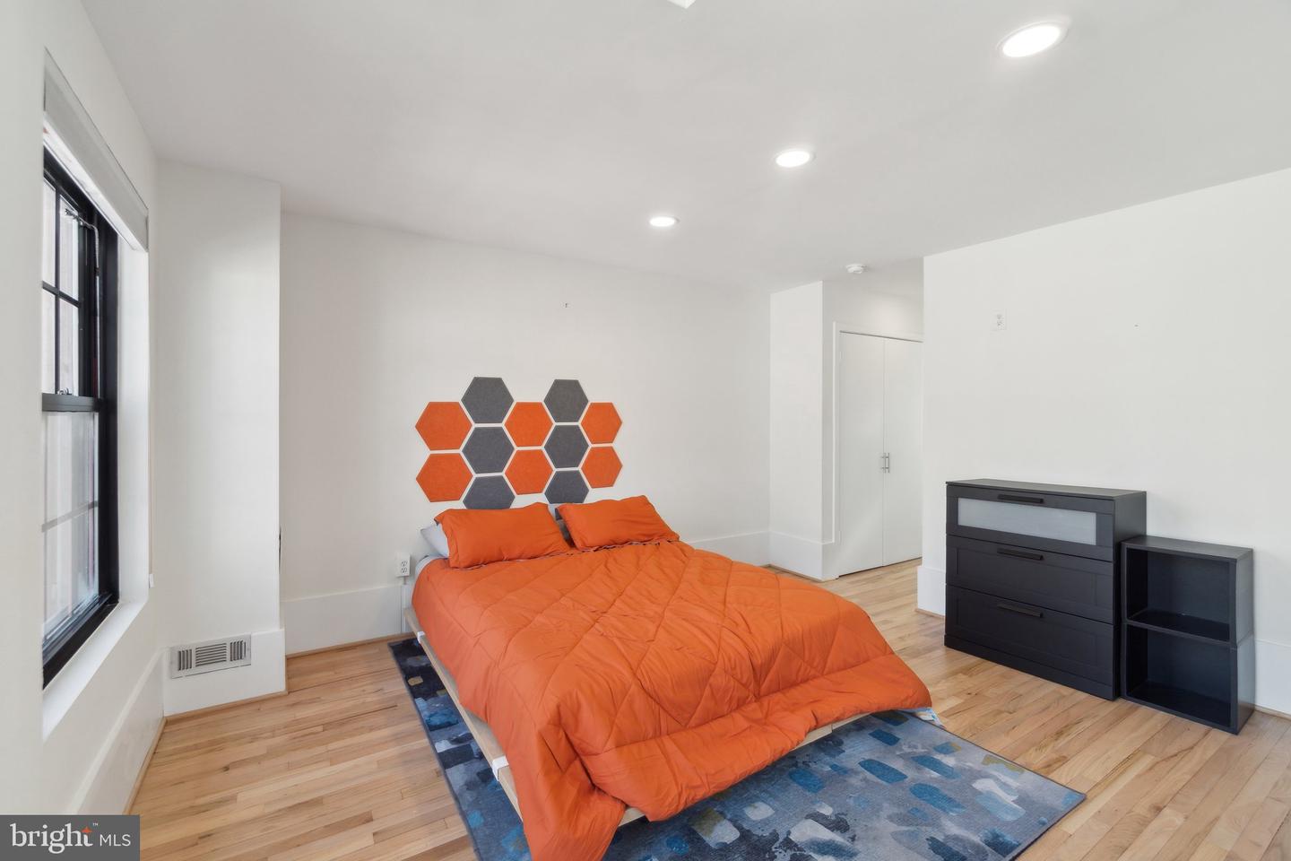 1426 RHODE ISLAND AVE NW #B, WASHINGTON, District Of Columbia 20005, 4 Bedrooms Bedrooms, ,3 BathroomsBathrooms,Residential,For sale,1426 RHODE ISLAND AVE NW #B,DCDC2190220 MLS # DCDC2190220