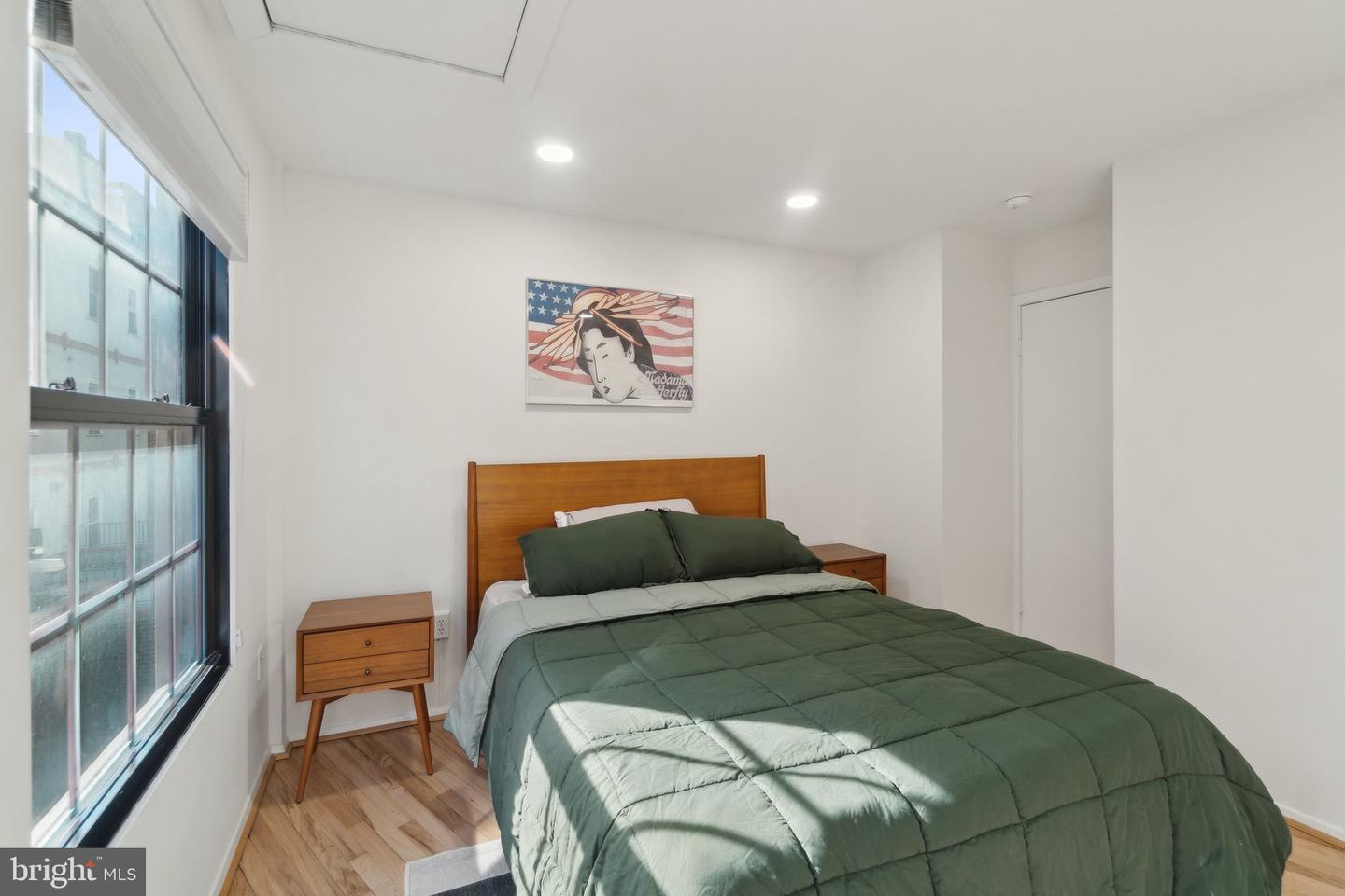 1426 RHODE ISLAND AVE NW #B, WASHINGTON, District Of Columbia 20005, 4 Bedrooms Bedrooms, ,3 BathroomsBathrooms,Residential,For sale,1426 RHODE ISLAND AVE NW #B,DCDC2190220 MLS # DCDC2190220