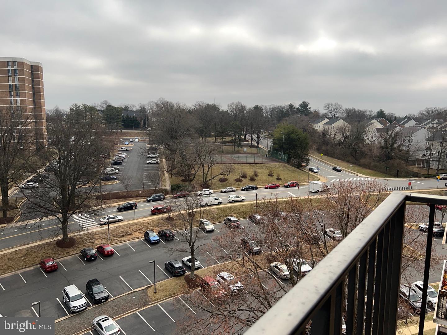 2300 PIMMIT DR #1014W, FALLS CHURCH, Virginia 22043, 2 Bedrooms Bedrooms, ,2 BathroomsBathrooms,Residential,For sale,2300 PIMMIT DR #1014W,VAFX2226434 MLS # VAFX2226434