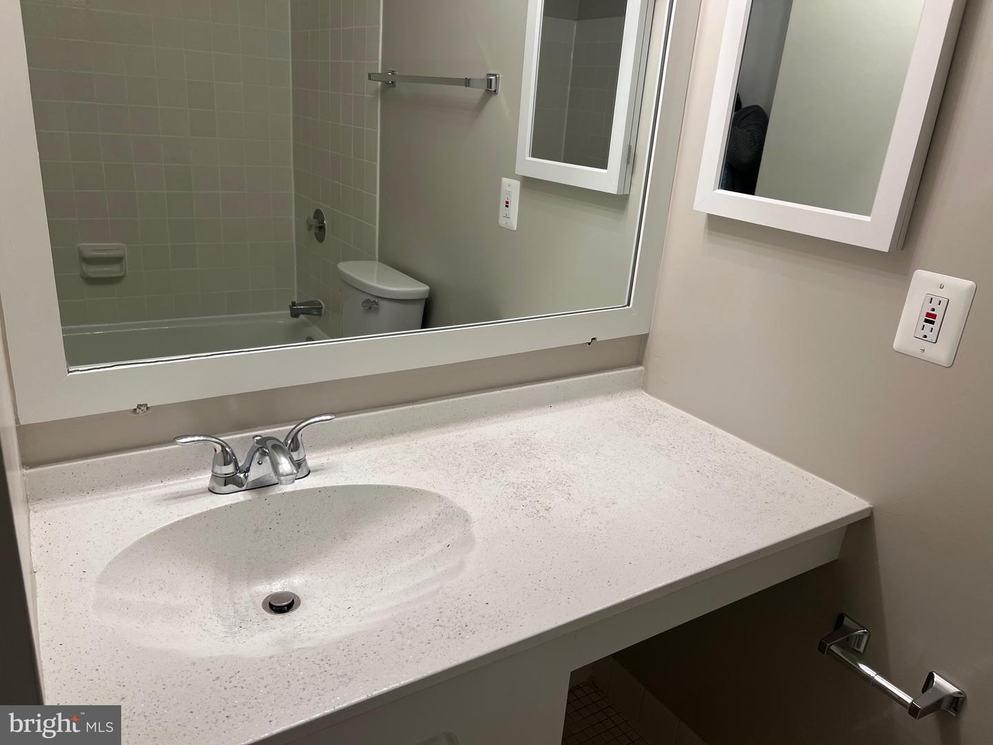 2300 PIMMIT DR #1014W, FALLS CHURCH, Virginia 22043, 2 Bedrooms Bedrooms, ,2 BathroomsBathrooms,Residential,For sale,2300 PIMMIT DR #1014W,VAFX2226434 MLS # VAFX2226434